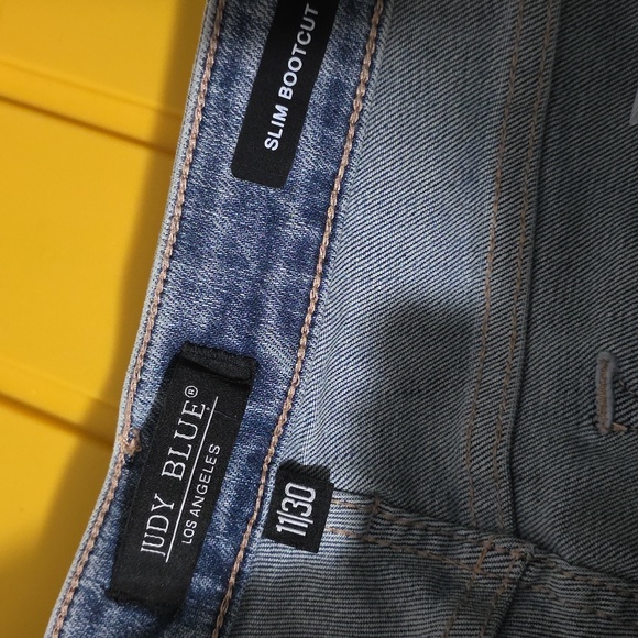 Judy Blue hi-waisted slim bootcut jeans with slit hem - Picture 7 of 8